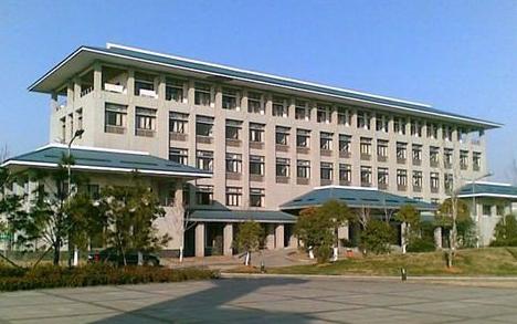 2019年湖北中醫(yī)藥大學(xué)成教秋季畢業(yè)申請(qǐng)相關(guān)事項(xiàng)安排